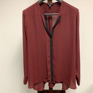 Banana Republic Long Sleeve Pleat Back Blouse